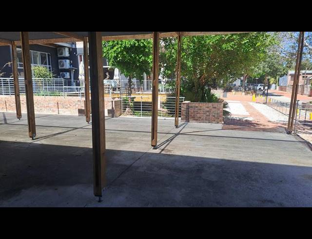 BUSINESS PROPERTY TO RENT IN WALMER